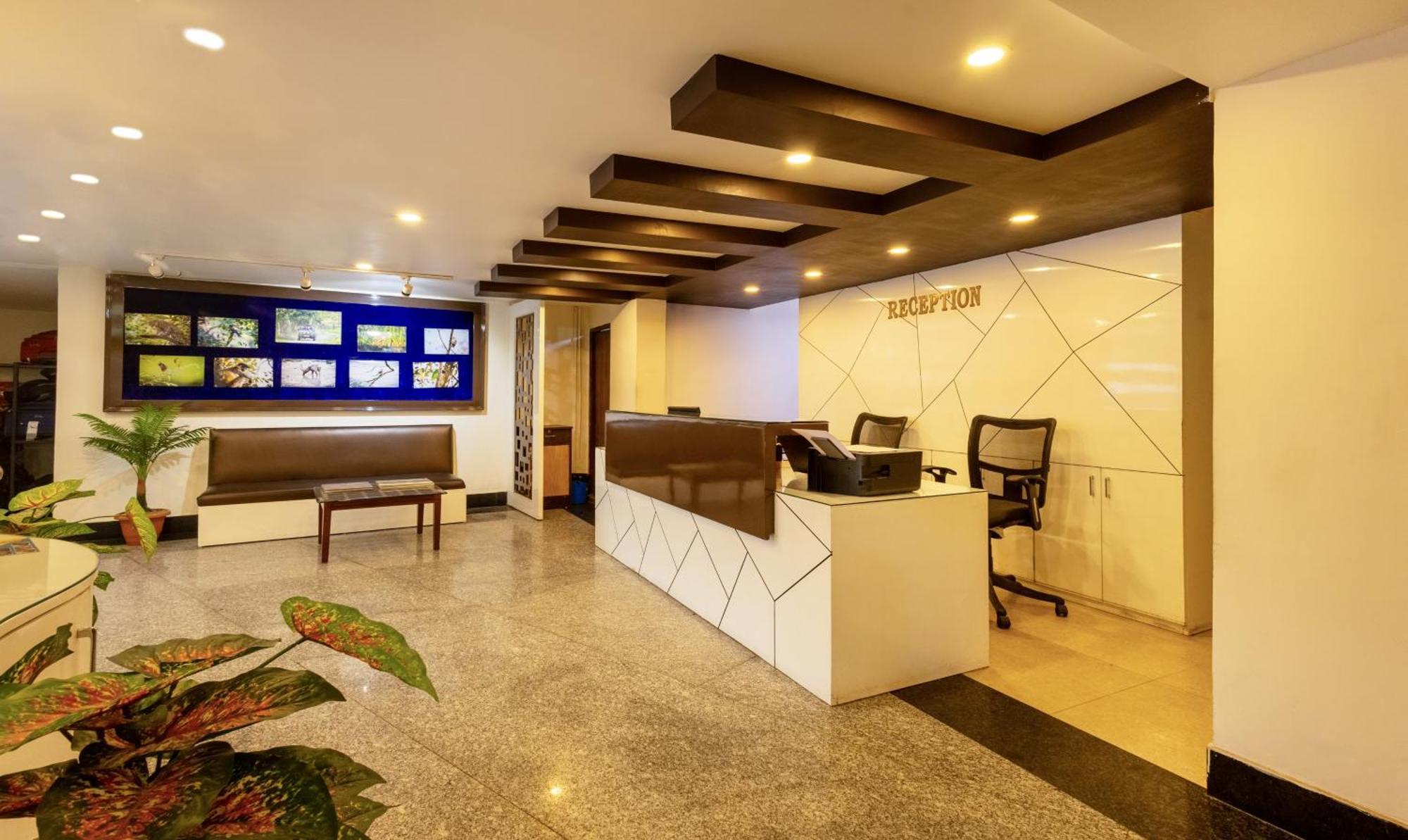 Swagatam Inn, 5 Minutes Walk From Guwahati Railway Station Eksteriør billede